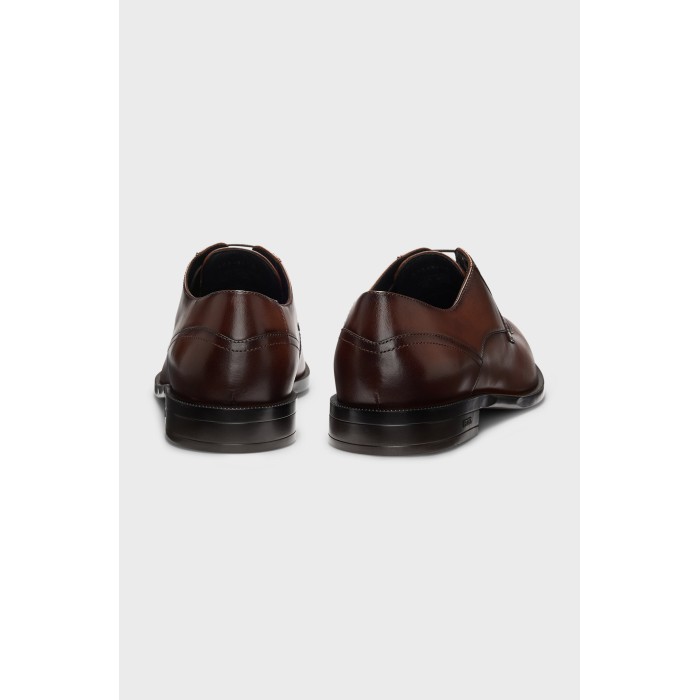 Tirenna Uomo Abbigliamento: Boss scarpe Derby in pelle marrone